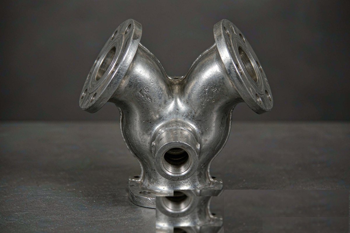 Investment-Cast Pump/Valve Body